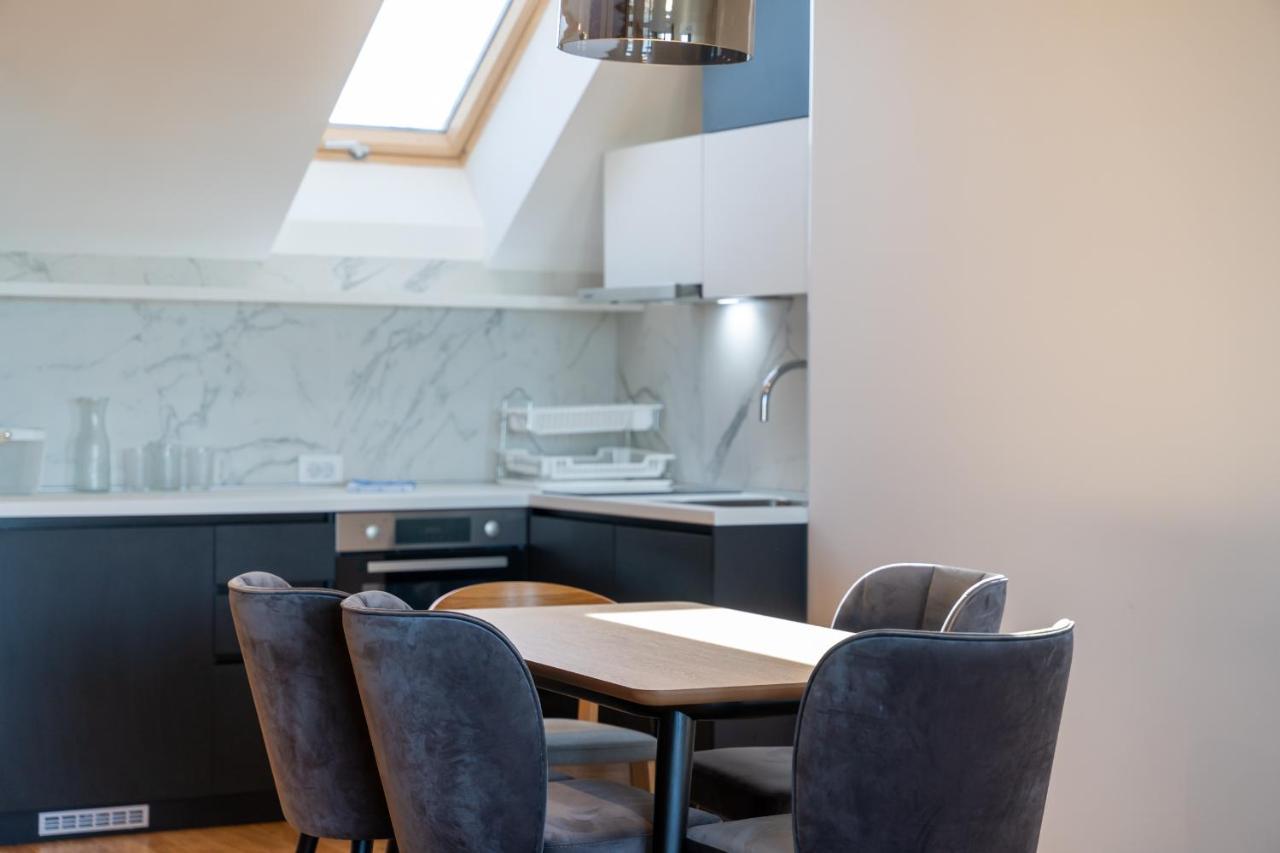 Konak Apartmani & Spa ซลาตีบอร์ ภายนอก รูปภาพ